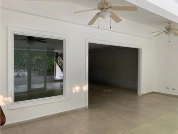 Venta de duplex en La Alameda GTA