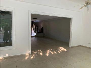 Venta de duplex en La Alameda GTA