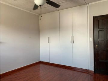 Venta de duplex en La Alameda GTA