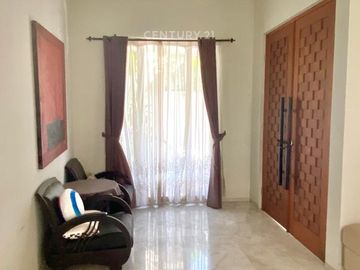 DIJUAL RUMAH BARU RENOVASI ADA POOL CIPETE JAKARTA SELATAN