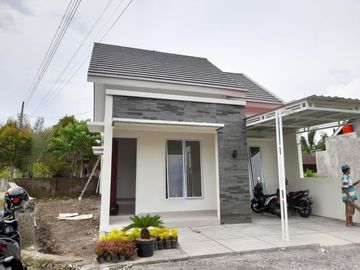 Rumah akses mudah dekat Jl utama Jogja-Magelang