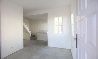 HOUSE AND LOT MIA FOR SALE