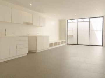 FOR SALE: 147sqm 3BR townhouse in Sta Monica, Novaliches QC