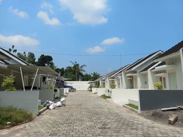PROMO MERDEKA!! Beli Rumah Terjangkau FREE Kanopi & Pagar di Prambanan