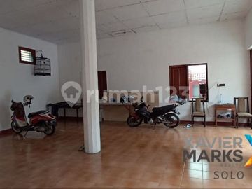 Rumah Klasik Bisa Untuk Guest House Atau Klinik Di Kepatihan Kulon