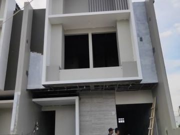 rumah baru 2 lantai modern bagus Batununggal Bandung