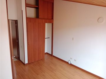 Vendo hermosa Casa Villa de Toscana, Bogotá