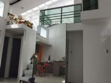 Dijual Bangunan Komersial Serbaguna Dekat Bandara BIM Padang