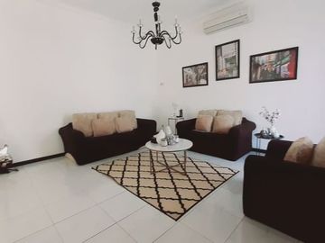 Rumah di Kertajaya Indah Dekat Galaxy Mall Siap Huni Murah