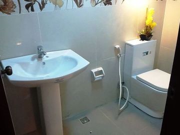With Swimming Pool House and Lot for Sale in Angeles City