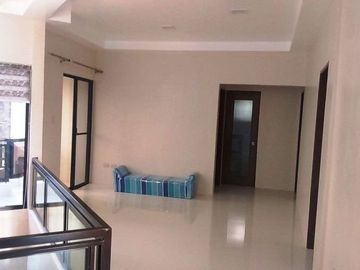 With Swimming Pool House and Lot for Sale in Angeles City