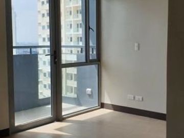 55.40 Sqm, 1 BR Condo For Sale RFO at Manhattan Heights in Cubao