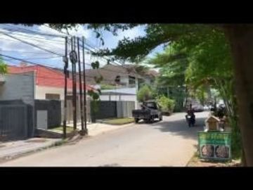 Rumah sewa 2 lantai di megapolitan cinere