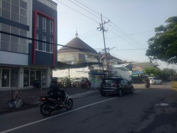 Juak 3 unit ruko baru, dukuh kupang utara
