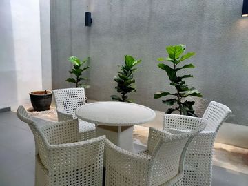 DiJual Rumah Dalam Cluster Akses Dekat Tol Di Meruya