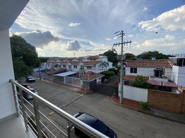 apartamento en venta en los colorados. Cod V5441