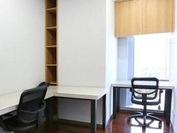 Kembangkan Bisnis Dengan Serviced Office