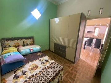 Rumah bagus Full Furnished, tanah luas dekat Sleman City Hall