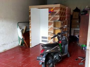 Rumah dan kontrakan 2 pintu di Srengseng Sawah Jak Sel