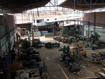 VENTA DE TERRENO, LOCAL COMERCIAL, 2500M2, FRENTE DE 35M, RDA 10 PISOS
