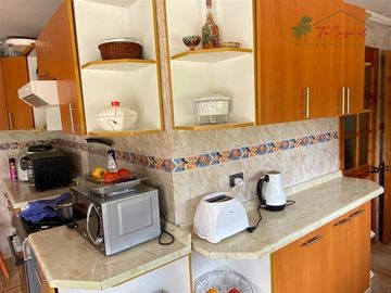 Parcela con 2 casas 8D/4B estar y piscina en Calera de Tango