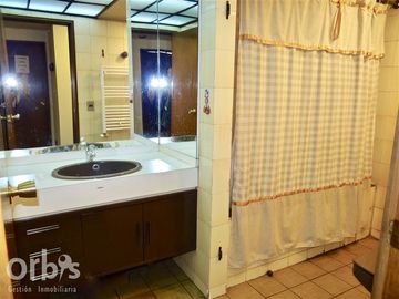 Departamento en Venta en Vitacura / Bartolome De Las casas