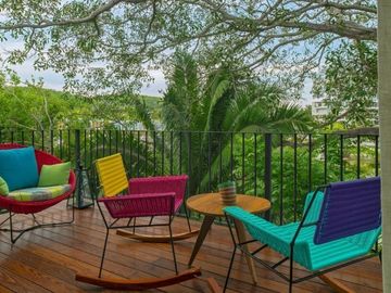 Departamento en desarrollo con paseo de arte, cine al aire libre, area comercial