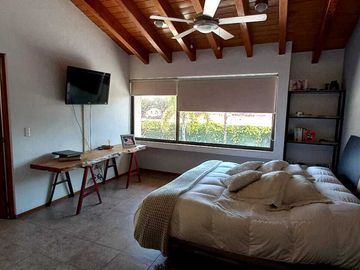 CASA EN VENTA EN CORREGIDORA BALVANERA QUERETARO CON DOBLE SEGURIDAD