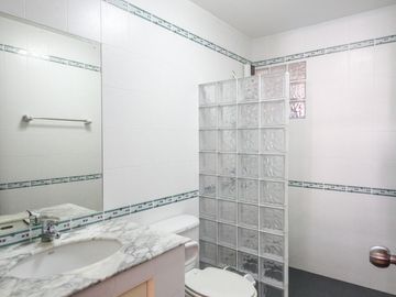 Cha Am Beach - 3 Bedroom Townhouse For Sale At Thai Paradise South