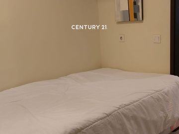 Apartemen Orange County Tower Irvine 2BR Furnished Murah