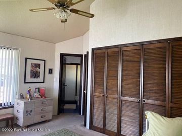 Loma Dorada casa muy conservada en VENTA de 319 mts2 GPT1951