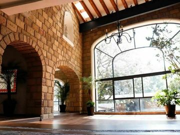 Espectacular residencia remodelada al 100% acabados de lujo.