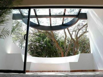 Espectacular residencia remodelada al 100% acabados de lujo.