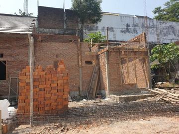 Rumah proses bangun jl Palagan km 7 Lempongsari Sariharjo Sleman Yogyakarta