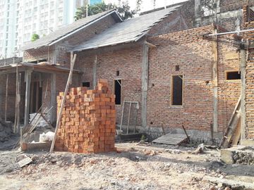 Rumah proses bangun jl Palagan km 7 Lempongsari Sariharjo Sleman Yogyakarta