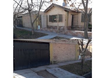 VENDO CASA  EN PERDRIEL LUJAN DE CUYO