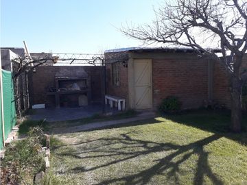 VENDO CASA  EN PERDRIEL LUJAN DE CUYO