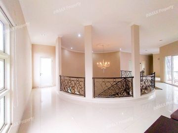 Rumah + Kolam Renang Luas 641 di Villa Puncak Tidar Malang