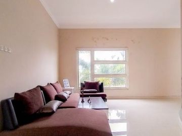 Rumah + Kolam Renang Luas 641 di Villa Puncak Tidar Malang