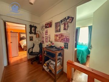 Casa 3D 5 Min Metro Las Mercedes Ampliada y Regularizada