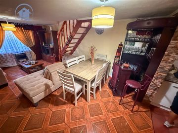 Casa 3D 5 Min Metro Las Mercedes Ampliada y Regularizada