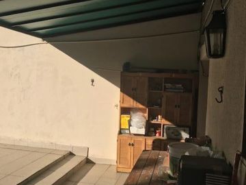 DEPARTAMENTO TIPO PH, CON BAULERA Y PATIO PROPIO DE 114m2!!!!