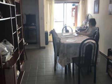 DEPARTAMENTO TIPO PH, CON BAULERA Y PATIO PROPIO DE 114m2!!!!