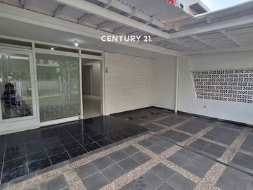 Disewakan Rumah Siap Huni Di Pondok Indah
