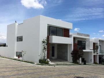 CASA EN VENTA EN ESQUINA LOMAS DE ANGELOPOLIS PARQUE QUINTANA ROO