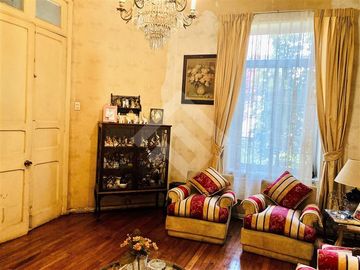 Casa en Venta en Av República / Blanco Encalada