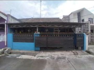 RUMAH KEDUA PEKAYON SIAP HUNI TANAH LUAS BEBAS BANJIR