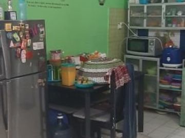RUMAH KEDUA PEKAYON SIAP HUNI TANAH LUAS BEBAS BANJIR