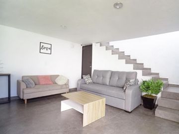 Casa en Fraccionamiento en Colinas de Santa Fe Xochitepec - TBR-914-Fr