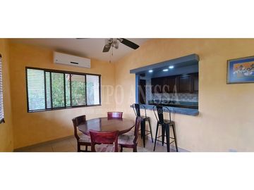 Oportunidad! Se vende Acogedora Casa en Altos del Maria